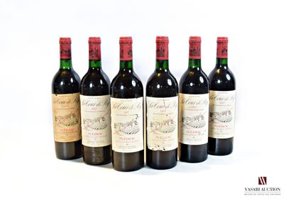 null 6 bottles Château LA TOUR DE BY Médoc 1987

	Faded and stained. N: low neck...