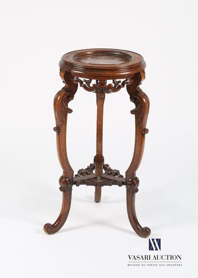 null Sellette in natural wood molded and carved, the round tray is darkened with...