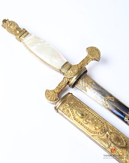 null Exceptional doctor general's ceremonial sword, gilded bronze mount, right cruise...