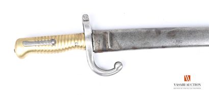 null Sabre-baïonnette Chassepot modèle 1866, lame yatagan de 57,6 cm, poinçonnée...