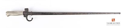 null Bayonet Lebel model 1886 called Rosalie, cruciform blade, nickel silver handle,...