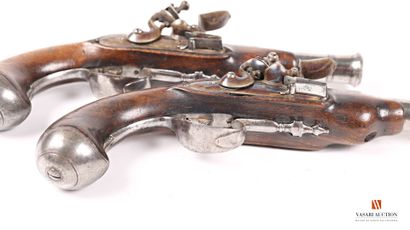null Pair of carriage pistols, flintlock locks signed J Bte Thomas on one and A St...