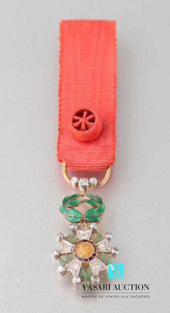 null Ordre de la Légion d'Honneur, étoile d'officier en réduction 14 mm en or 750...