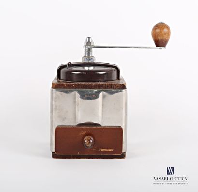 null PEUGEOT Brothers 

Coffee grinder in ribbed metal and brown painted wood, the...