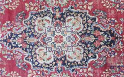 null Kirman carpet (cotton warp and weft, wool pile), Southeast Persia, circa 1940

358...