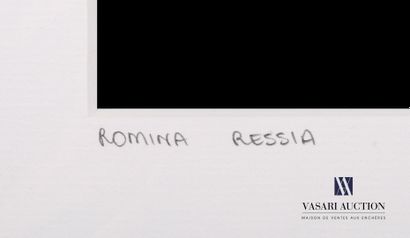 null ROMINA Ressia (née en 1981), d'après

Pop corn

Photographie 

Edition Yellowkorner...