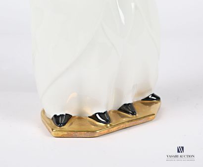 null G. SERPAUT - LIMOGES

Nightlight in white porcelain and golden highlights showing...