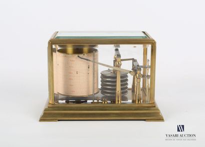 null Barograph in a four-sided glass case, patented SGDD, serial number 96925

Beginning...