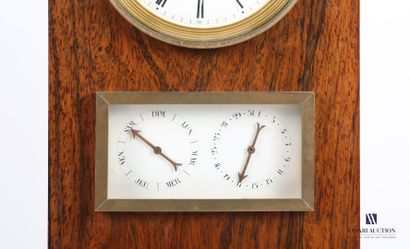 null Boundary clock in rosewood veneer, it presents in its upper part a white enamelled...