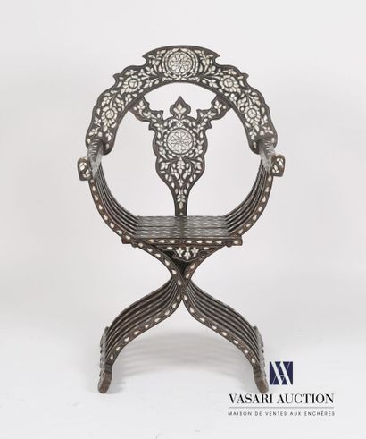 null Armchair called "Dagobert" in wood and mother-of-pearl inlays and metal nets...