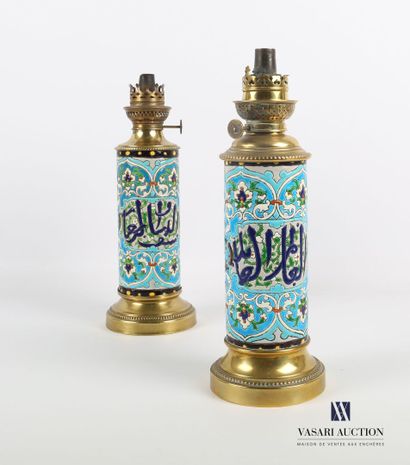 null BORDEAUX - Vieillard Jules Manufacture of 

Pair of oil lamps out of fine earthenware...