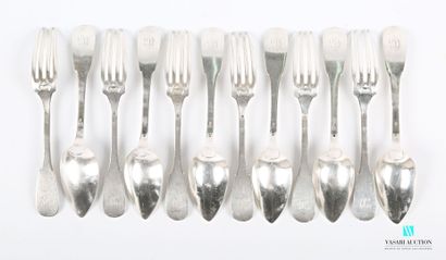 null Suite of six silver tableware, the handle model Old Paris decorated with a figure...