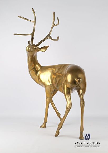 null Brass subject representing a deer.
(slight wear).
Height : 88,5 cm 88,5 cm -...