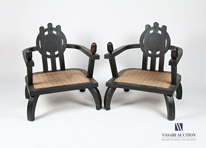 null ZACCARI Ettore (1877-1922) D'après
Paire de fauteuils en bois relaqué noir à...