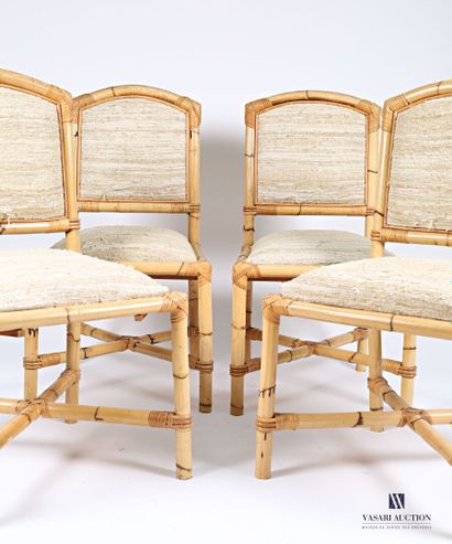 null VIVAÎ DEL SUD - ITALIE
Quatre chaises en bambou et tissu 
XXème siècle 
Haut....