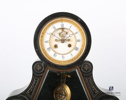 null Black marble clock, the annular dial of round form presents Roman numerals for...