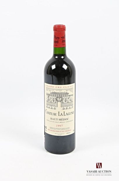 null 1 bottle Château LA LAGUNE Haut Médoc GCC 1997
	Et. impeccable. N : low nec...