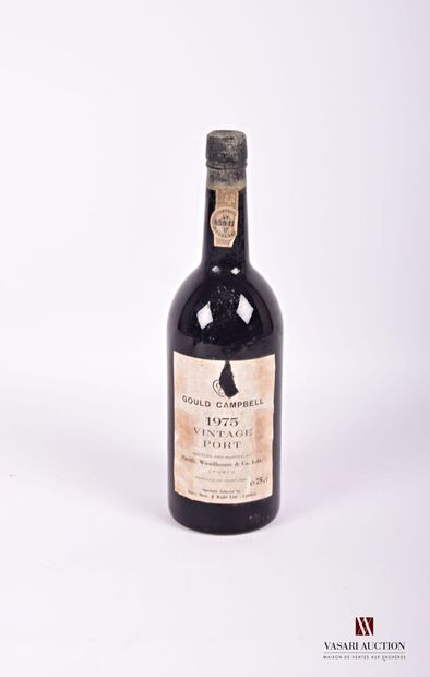null 1 bouteille	Porto GOULD CAMPBELL mise Smith, Woodhouse & Ca. Vintage		1975
	Et....