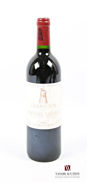null 1 bouteille	Château LATOUR	Pauillac 1er GCC	1995
	Et. tachée. N : mi/bas go...