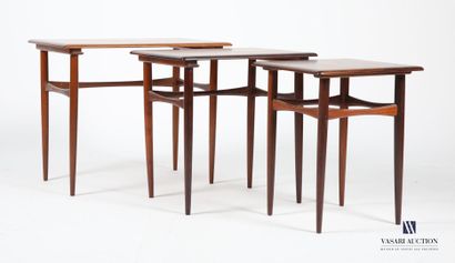 null DANISH FURNITURE MAKERS CONTROL
Suite of three nesting tables in rosewood, they...