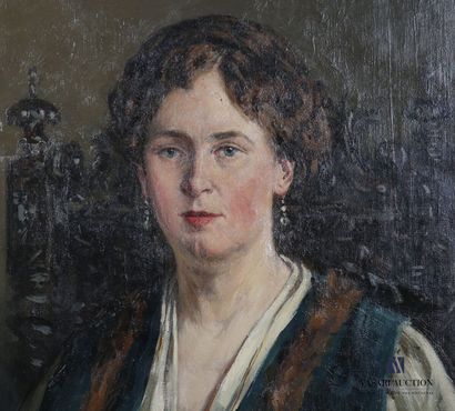 null NEWBERY Francis Henry (1855-1946)
Portrait of a woman with a medallion 
Oil...