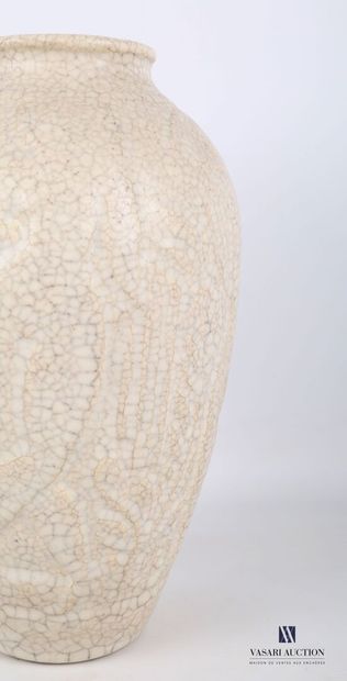 null BUTHAUD René (1886-1986)
Circa 1925
Important ceramic vase with white-cream...