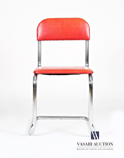 null Lot of two chairs, the tubular frame in chromed steel, the back of rectangular...