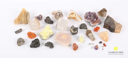 Lot of twenty four mineralogical stones such...