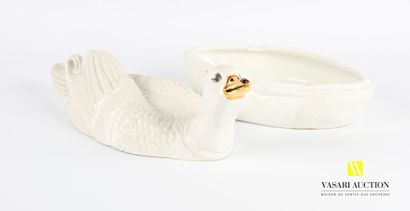null Terrine of duck shape in white earthenware treated in polychrome, the upper...