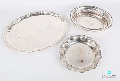 Lot in silver plated metal including a dish...