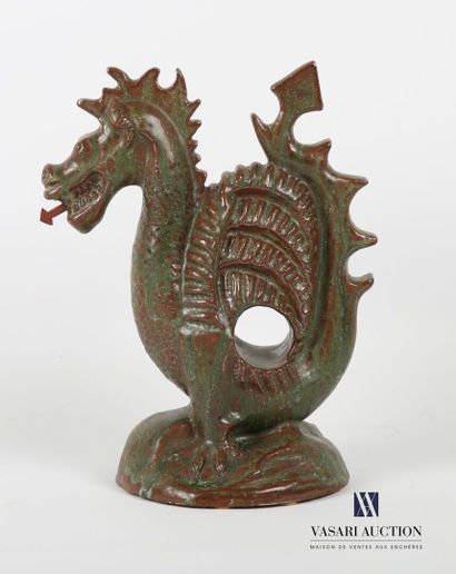 null Green patina terracotta subject representing a stylized dragon
20th century
Height...