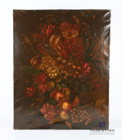 null Modern school
Still Life with Flowers and a Bunch of Grapes
Oil on canvas 
(a...