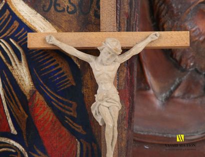 null [RELIGIEUX]
Lot comprenant un bas relief du Christ en bois sculpté signé Bastian...