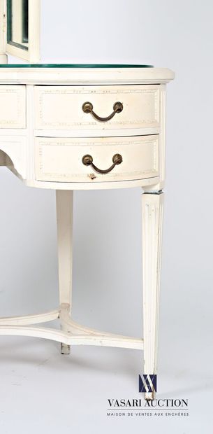 null Dressing table in molded wood and white lacquered kidney shape, it has in its...