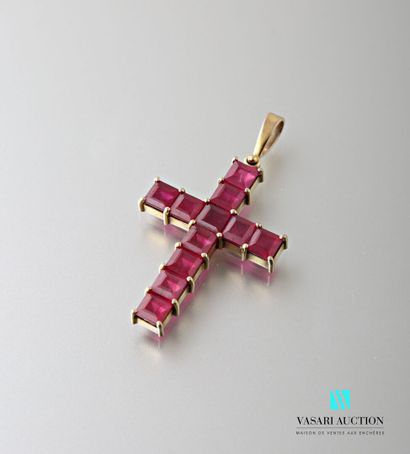 null Pendant cross in yellow gold 585 thousandths set with eleven treated calibrated...