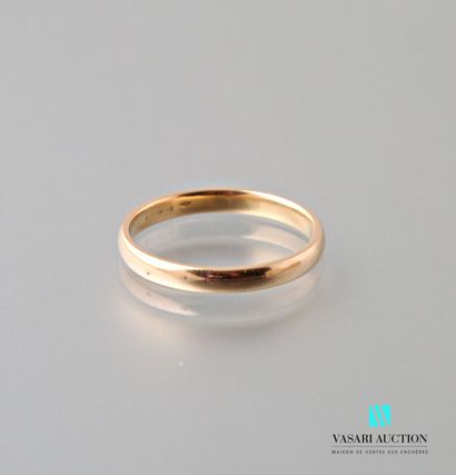 null Yellow gold 750 thousandths ring 
Weight : 3,8 g - Size 63

