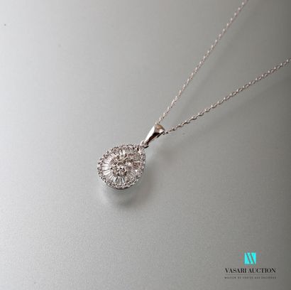 null Pendant pear and its chain with mesh forçat in white gold 750 thousandths, it...