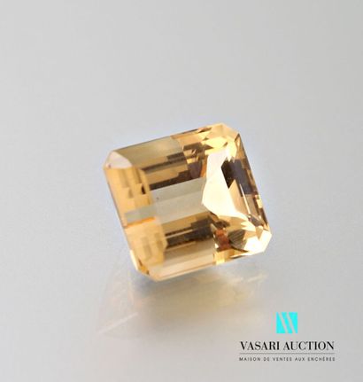 Citrine on paper of emerald cut of approximately...