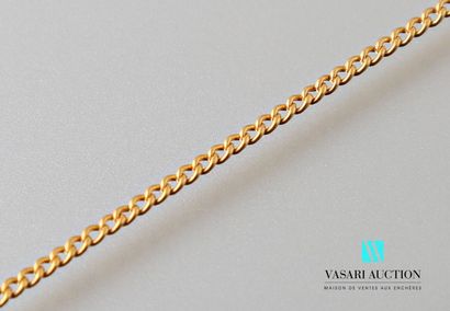 null Chain in yellow gold 750 thousandths mesh gourmette 
Marked with an eagle head
Weight...