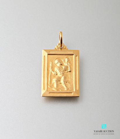 null Rectangular medal in yellow gold 750 thousandths "Saint Christophe". 
Weight...