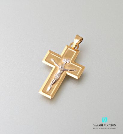 null Pendant cross in yellow and white gold 750 thousandths 
Weight : 1,6 g - Dimensions...
