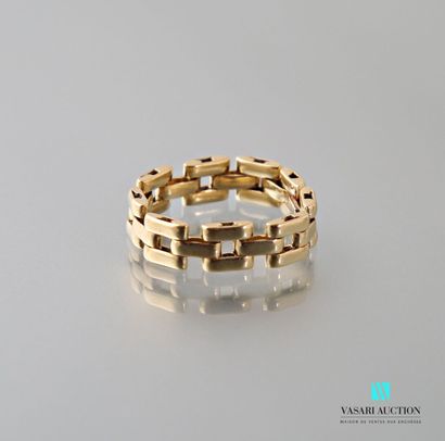 null Flexible ring in yellow gold 750 thousandth, mesh tank, 
Weight : 6,9 g - Finger...