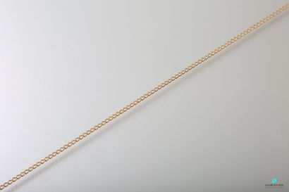 null Chain in yellow gold 750 thousandths mesh gourmette
Weight : 8,5 g - Length...