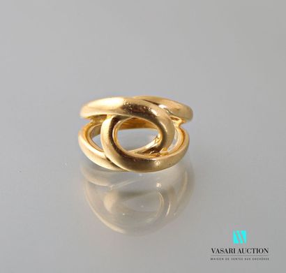 null Ring in yellow gold 750 thousandth, central motif interlaced 
Marked with an...