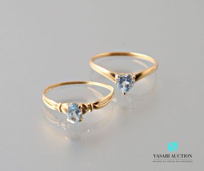 null Two rings in yellow gold 750 thousandths and aquamarine: one heart-shaped and...