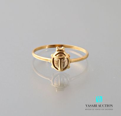 null Yellow gold ring 750 thousandth, decorated with a ladybug 
Weight : 0,8 g -...