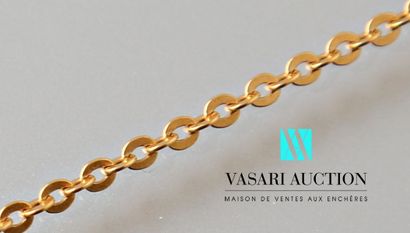 null Chain in yellow gold 750 thousandths oval mesh 
Poinçon charençon.
Weight :...