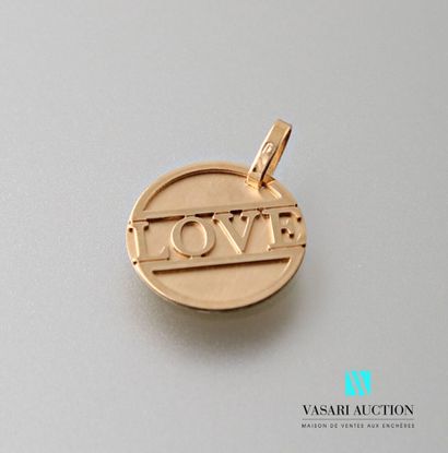 null Round pendant in yellow gold 750 thousandths formed of two pendants: a round...