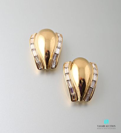 null Yves SAINT LAURENT 
Pair of drop-shaped earrings in gilded metal adorned with...