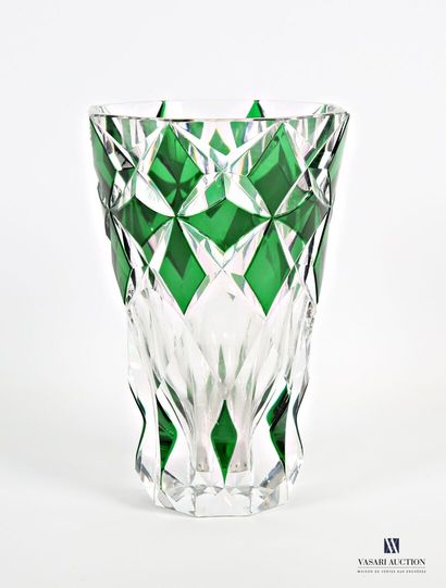 null SAINT LOUIS 
Vase in cut crystal of widened form with decoration of green tinted...